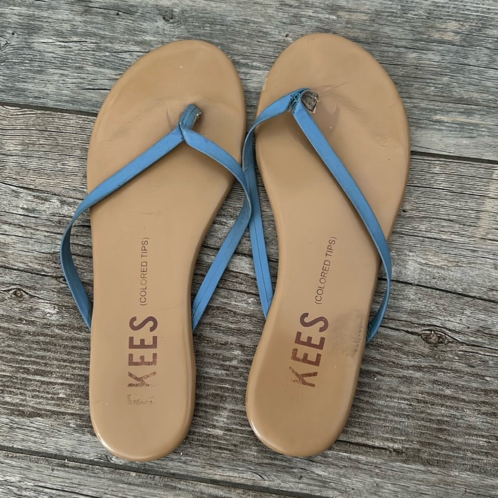 Tkees flip flops US 6